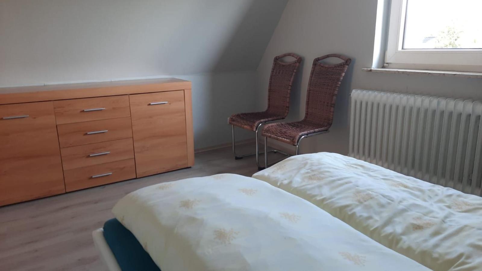 Ferienwohnung Mittelpunkt Schortens Bagian luar foto